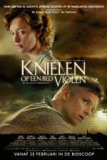 Watch Knielen op een bed violen Xmovies8