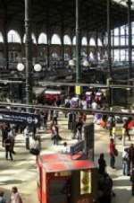 Watch World\'s Busiest Train Stations Xmovies8